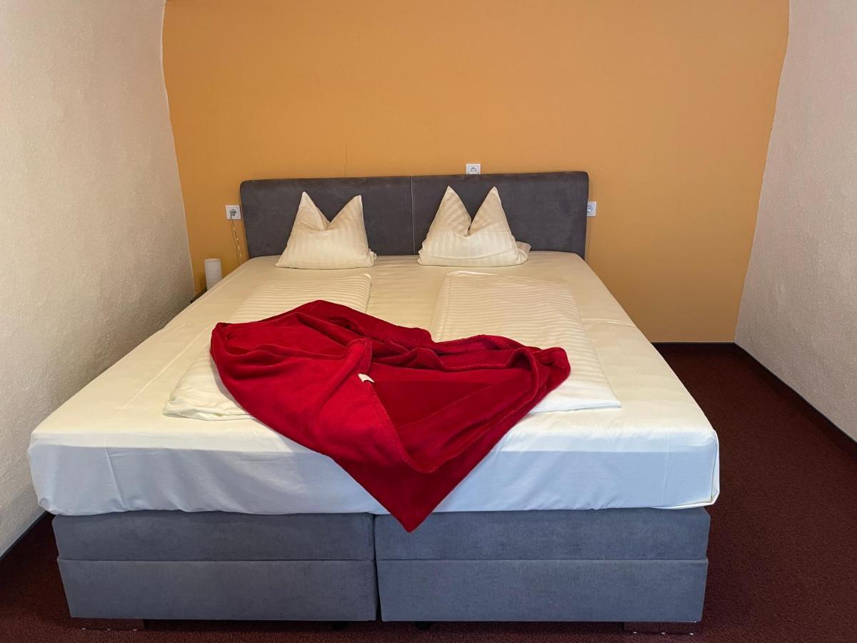 Hotel Restaurant Gasthof Michal Gundersheim Eksteriør billede