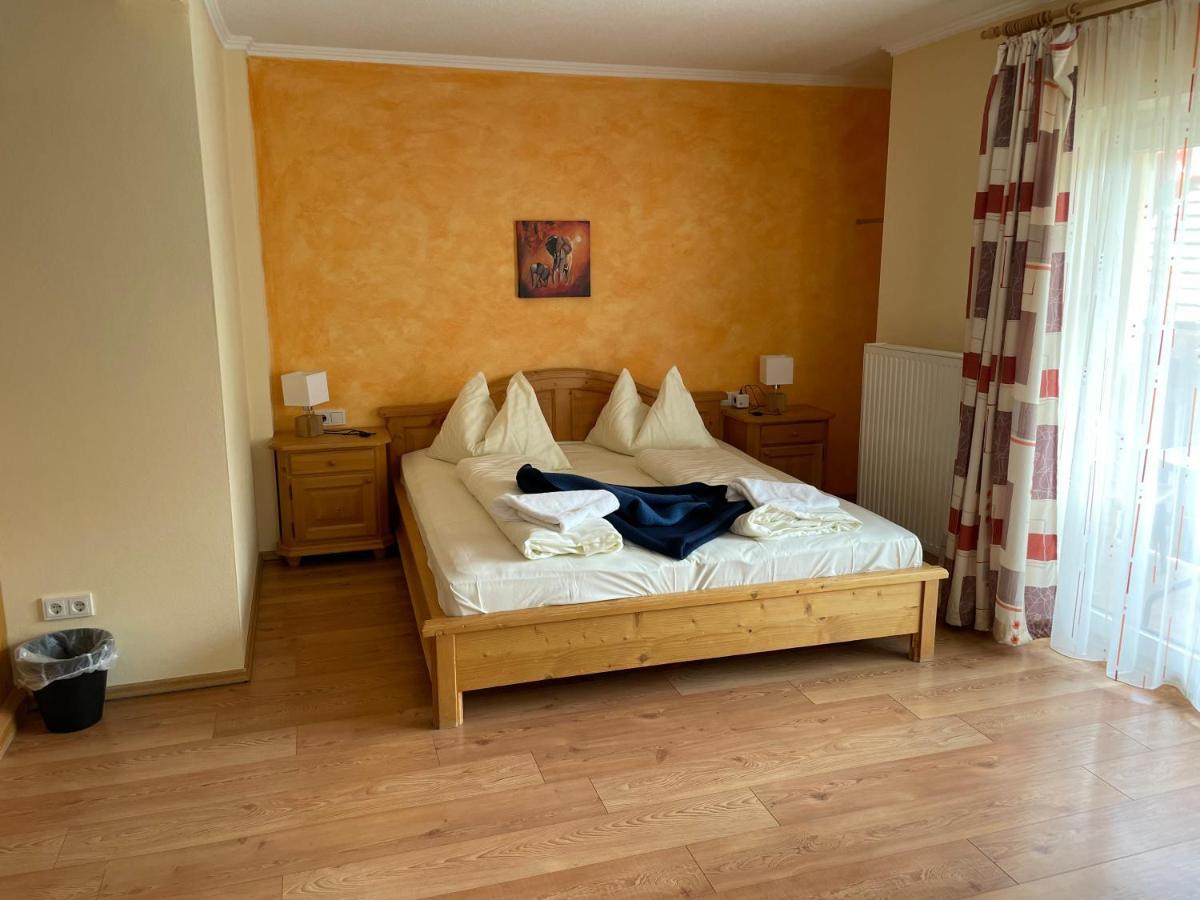 Hotel Restaurant Gasthof Michal Gundersheim Eksteriør billede